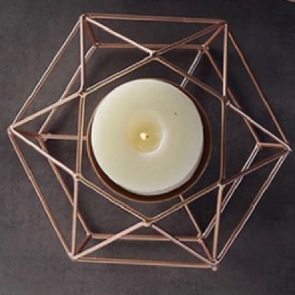 Set of two gold geometric vases/ candle holders. - Picture 3 of 3